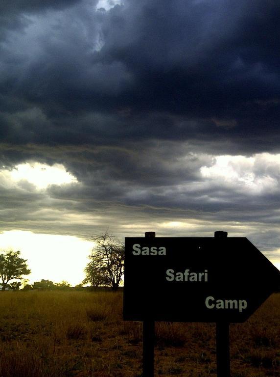 Sasa Safari Camp & Tours Villa Outjo Exterior photo